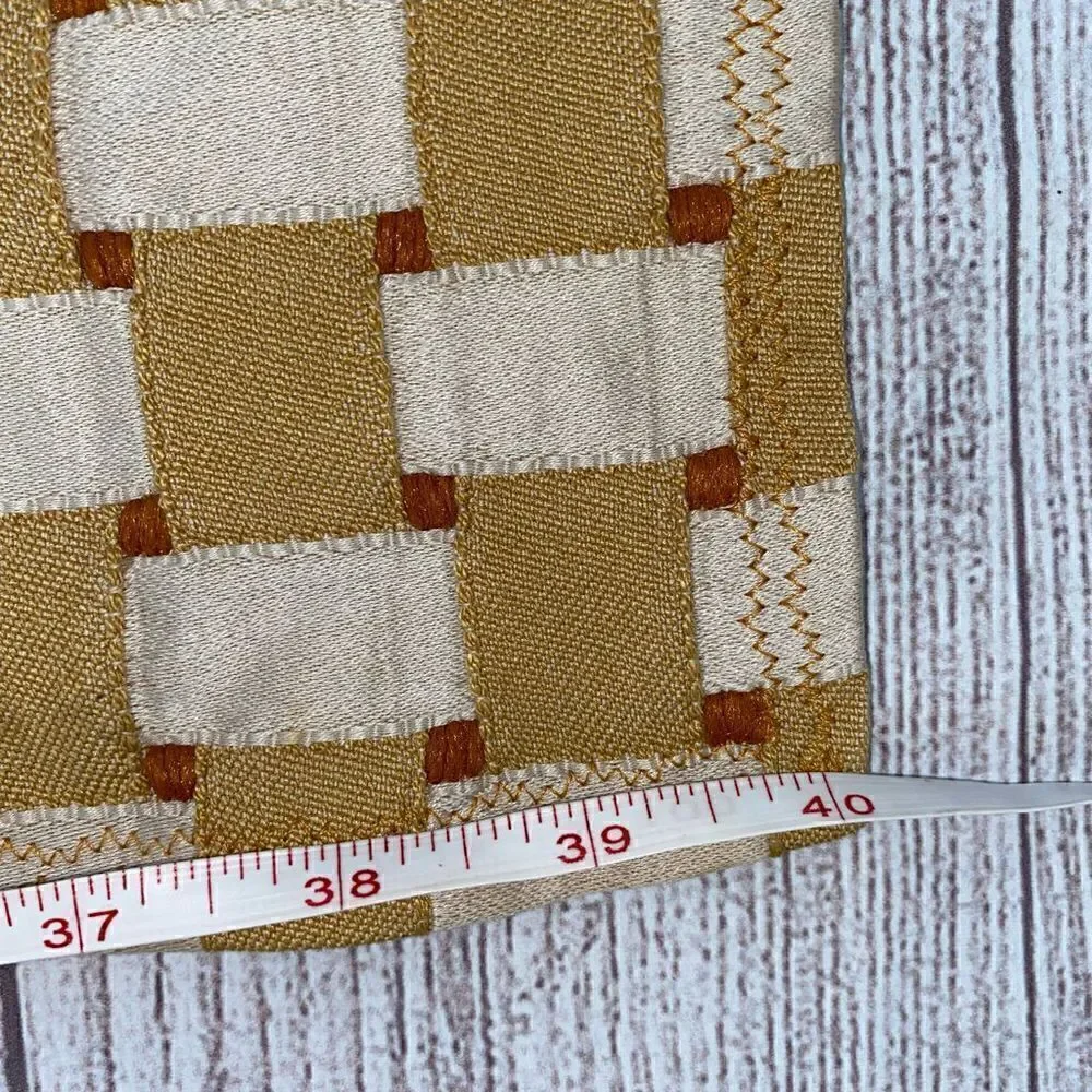 Vintage basket weave table runner 40”x14”